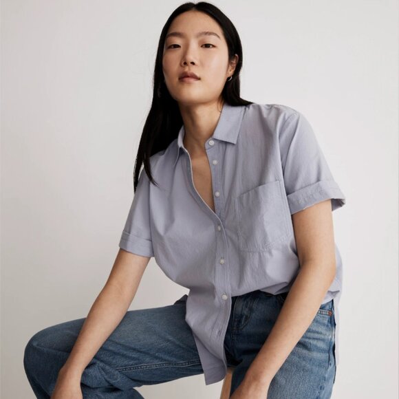 Signature Poplin Short-Sleeve Button-Down Shirt - Picture 4 of 9